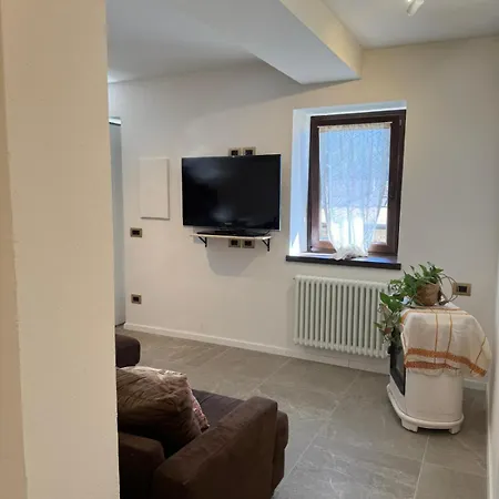 Casa Martini, Con Giardino Apartament