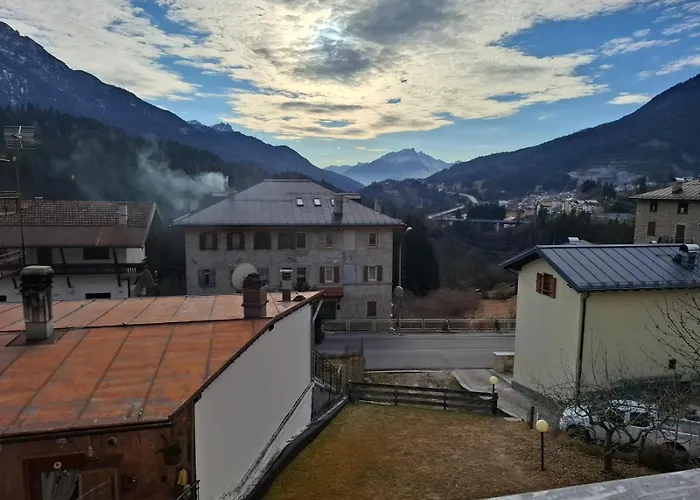 Casa Martini, Con Giardino *